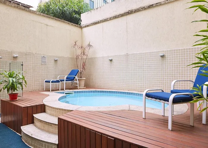 Sua estadia na Lagoa - Apartamento com garagem